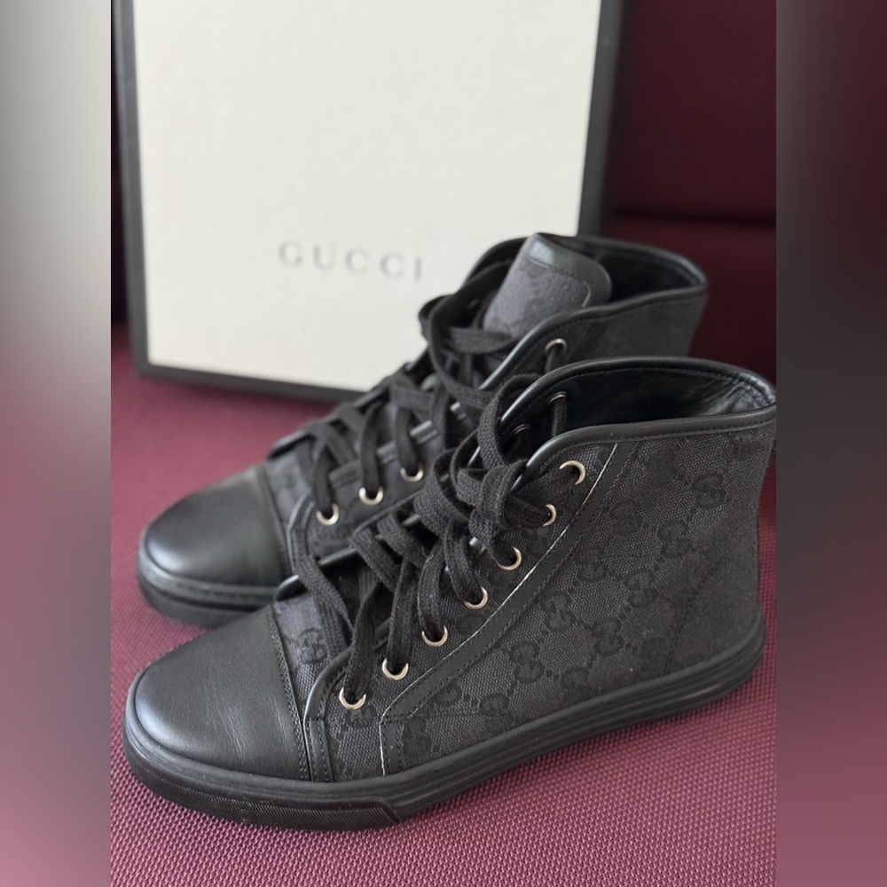 Gucci Women's Black Monogram High-Top Sneakers 35